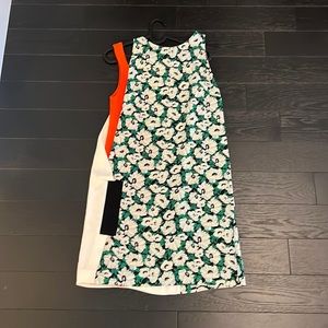 STELLA MCCARTNEY
Floral Print Mini Dress
Size: S/M
